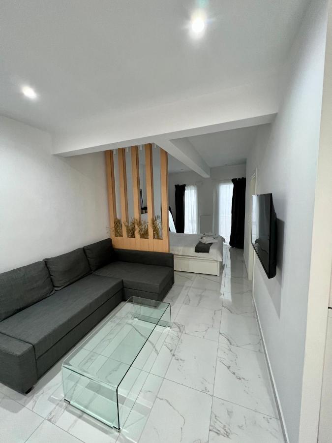 Modern 1-Bedroom Apartment In The City Center Thessaloníki Exteriör bild